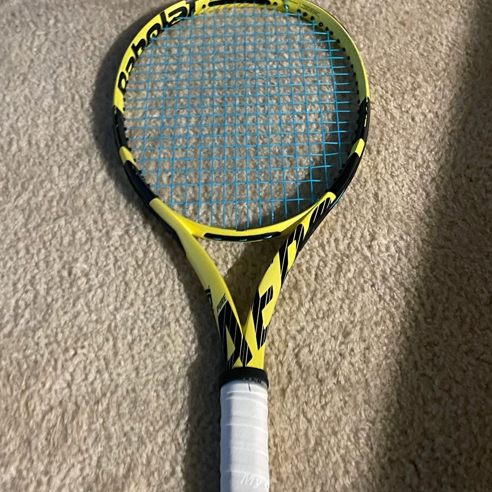 Babolat Pure Aero tennis racket